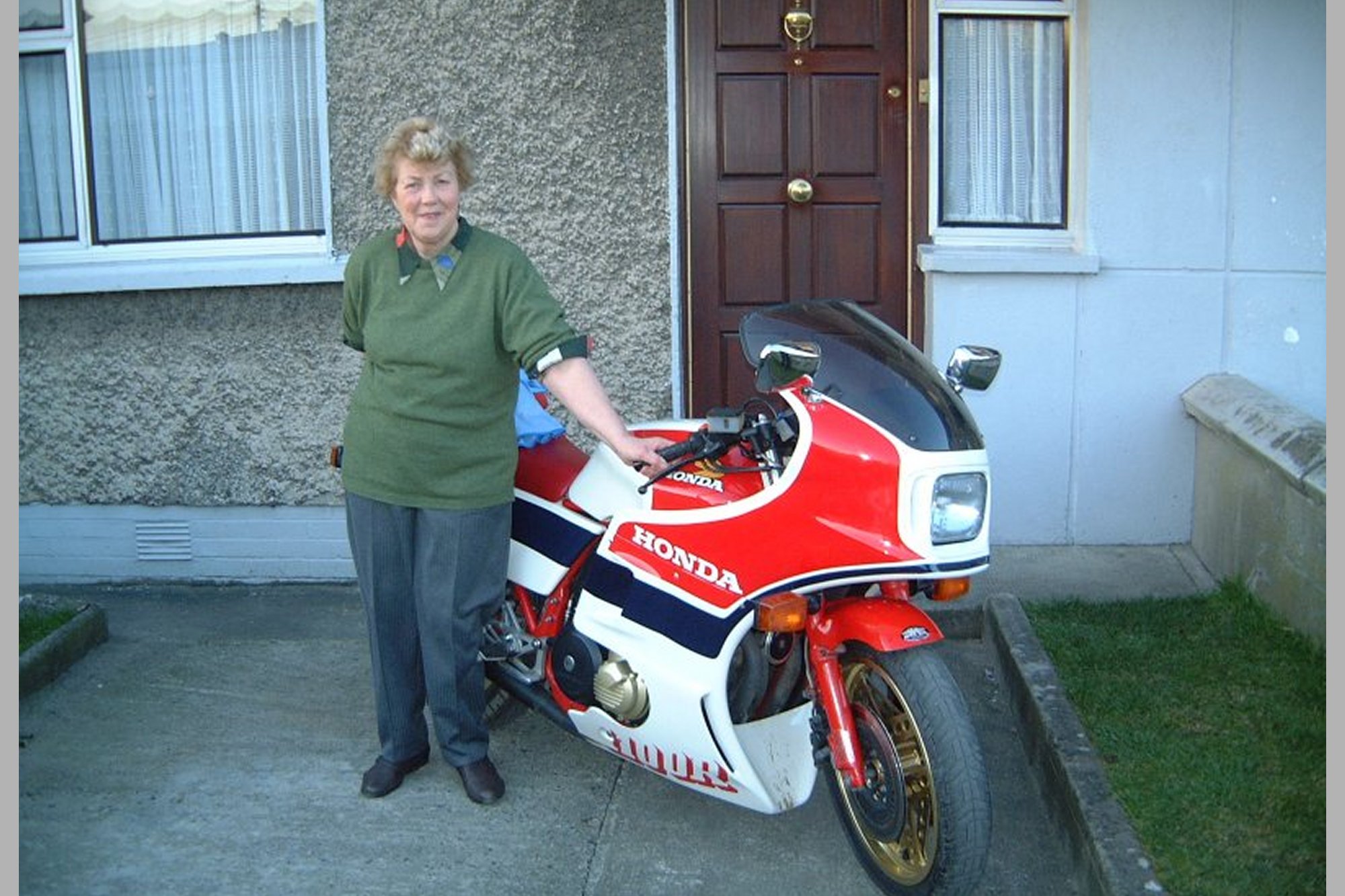 Book Titled - Uno and the Barons. A detective story set in 1970 Dubin, Ireland.